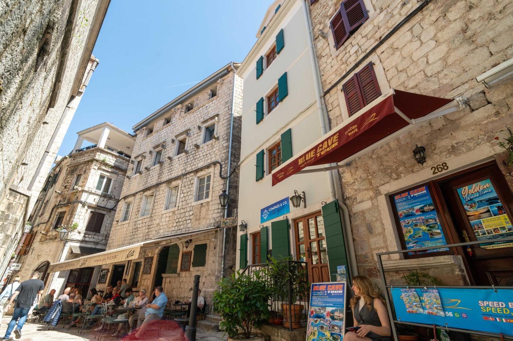 Studios Belvi Kotor Exteriör bild